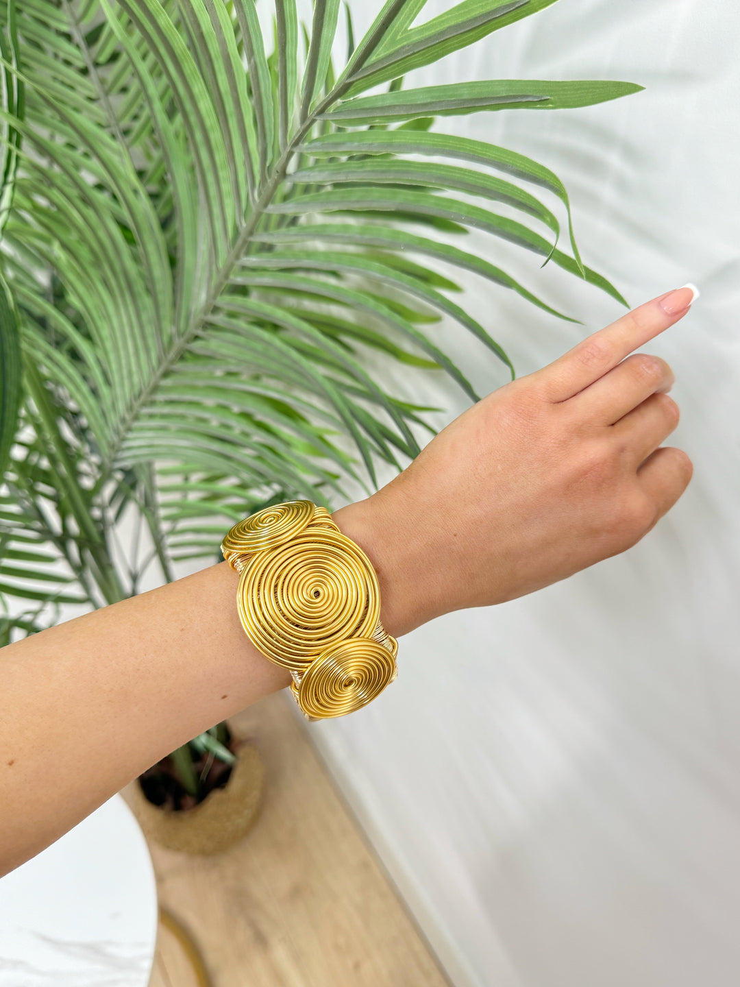 Spiral Bangle - Gold
