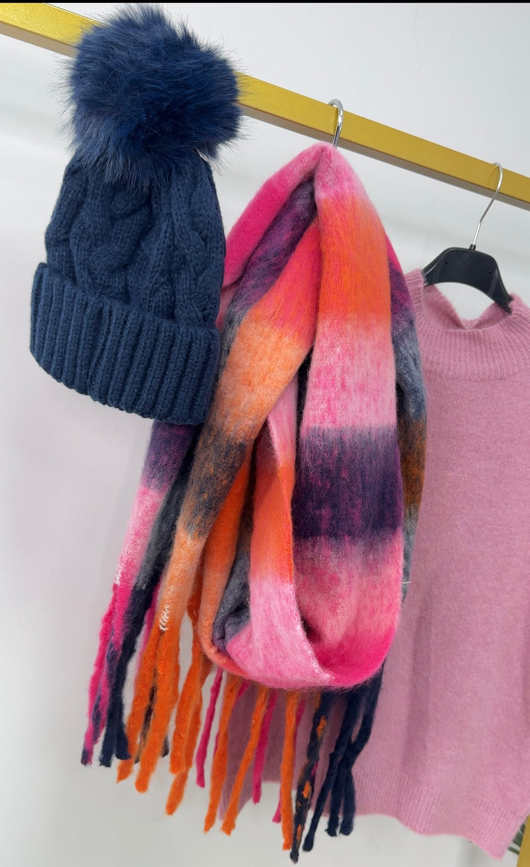 Chunky Wool Scarf - Pink