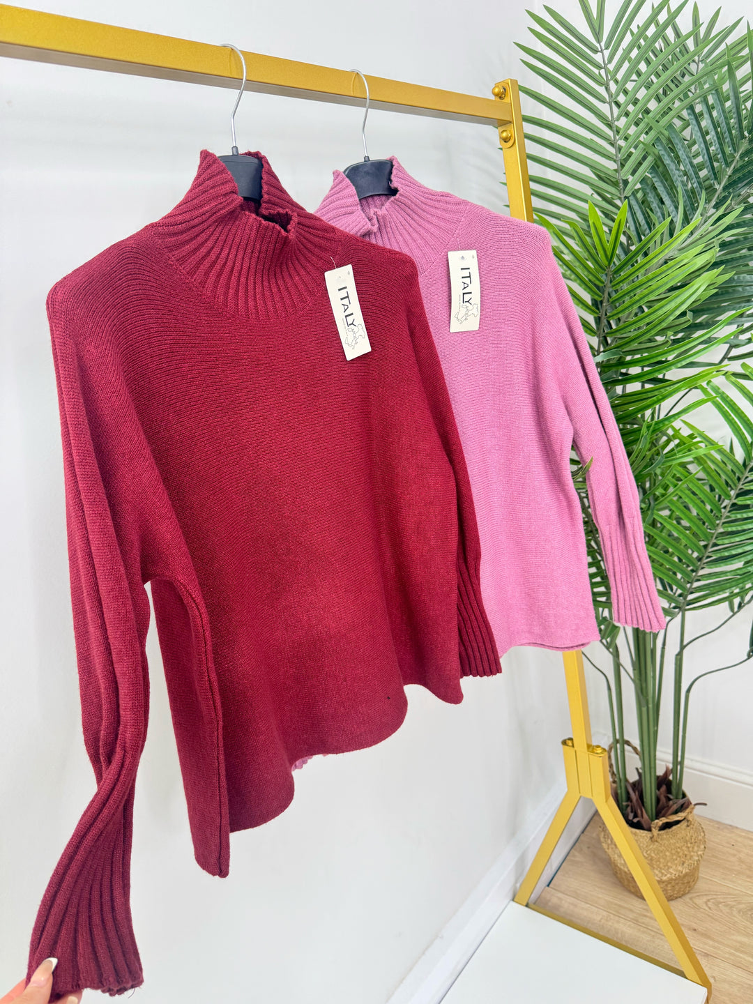 Long Sleeved Ribbed Knit