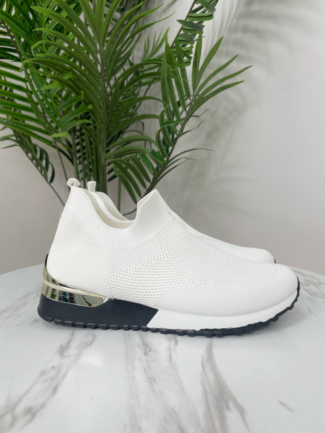 Chloe Slip On Trainers - White