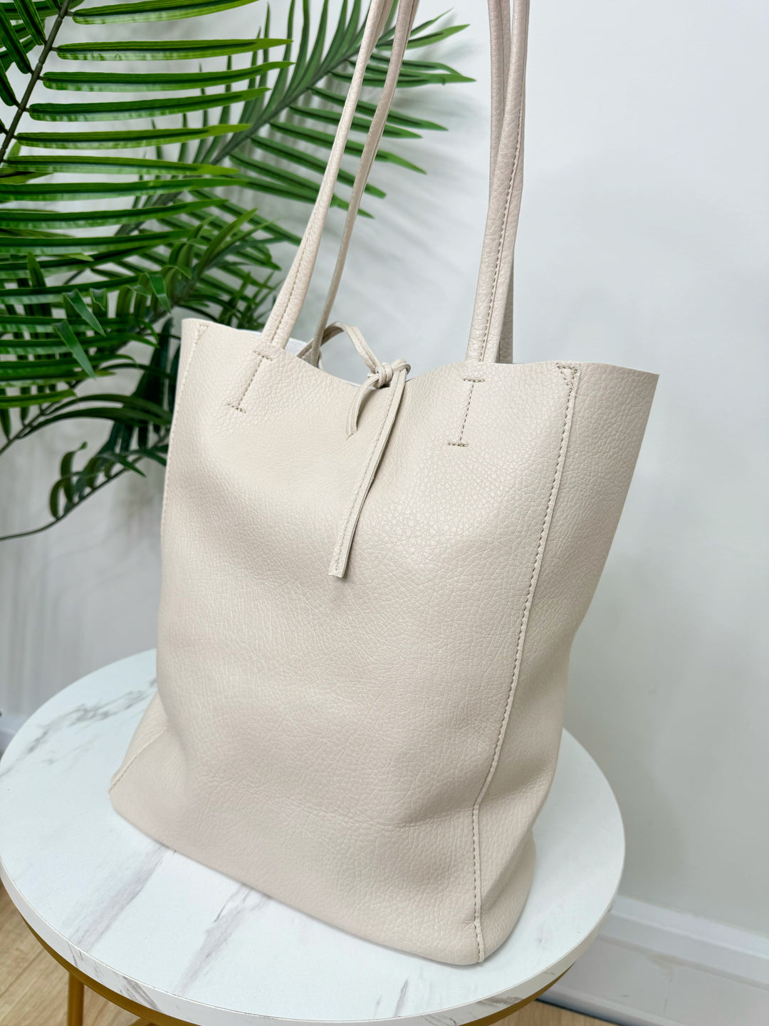 Kembra Tote Bag - PU Cream