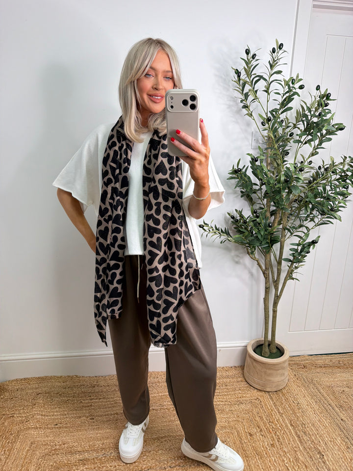 Celine Heart Scarf - Black & Mocha