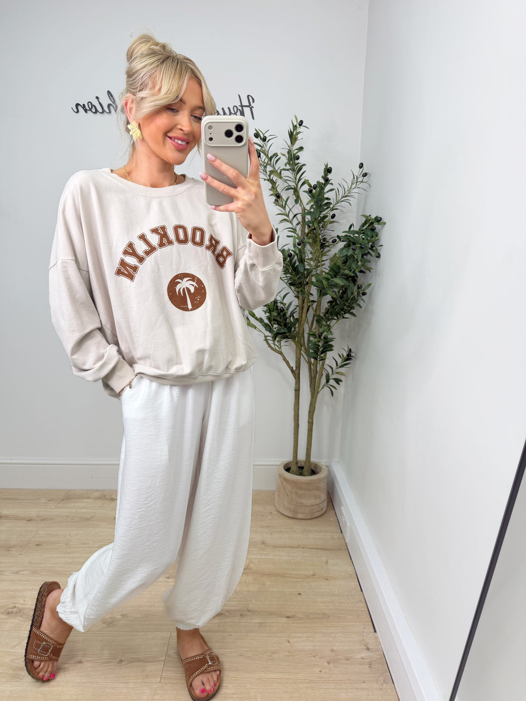Brooklyn Sweatshirt - Beige