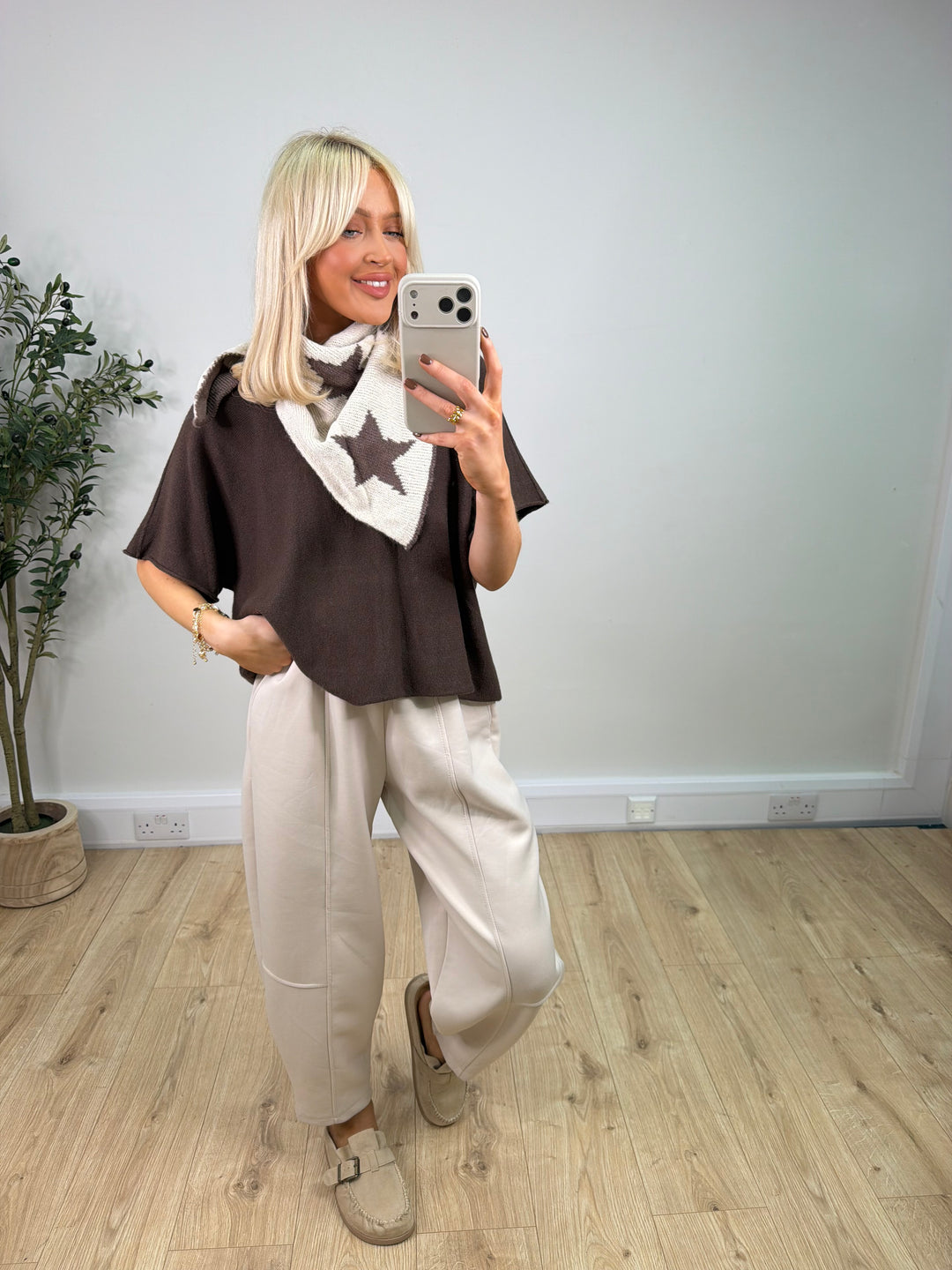 Chocolate Star Neck Scarf