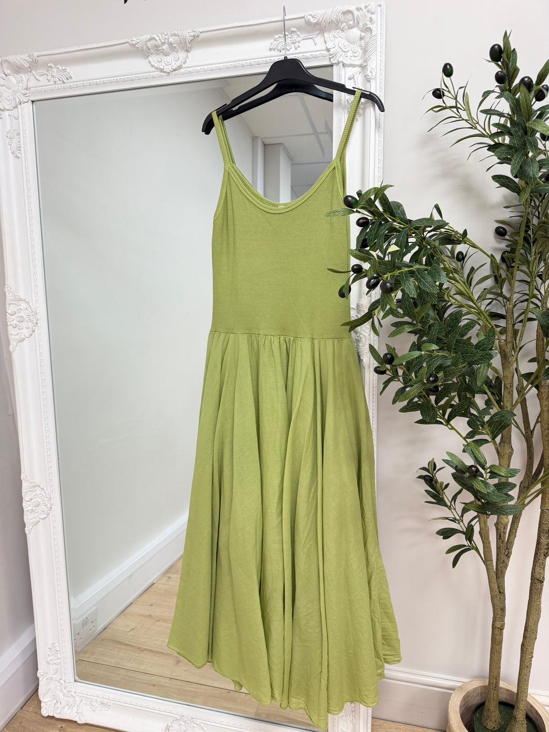 Anaya Dress - Lime