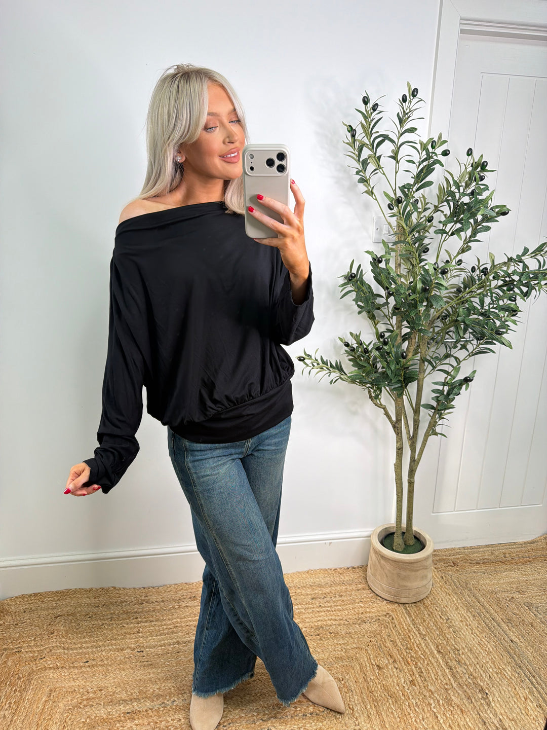 Everyday Slouch Top - Black