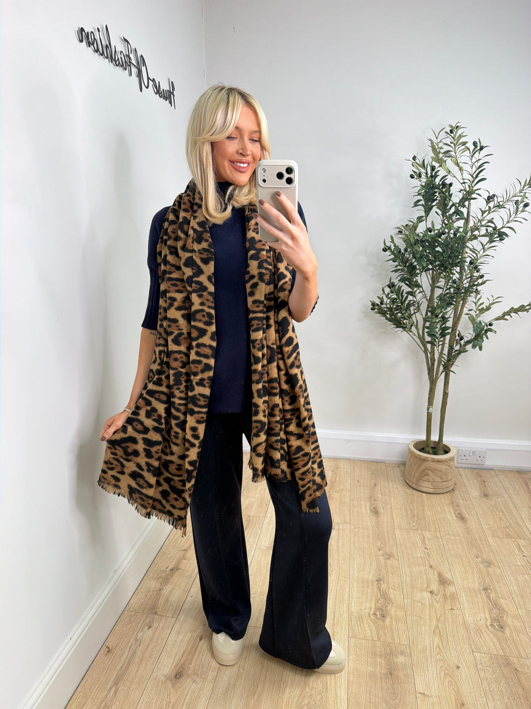 Macey Leopard Scarf - Tan