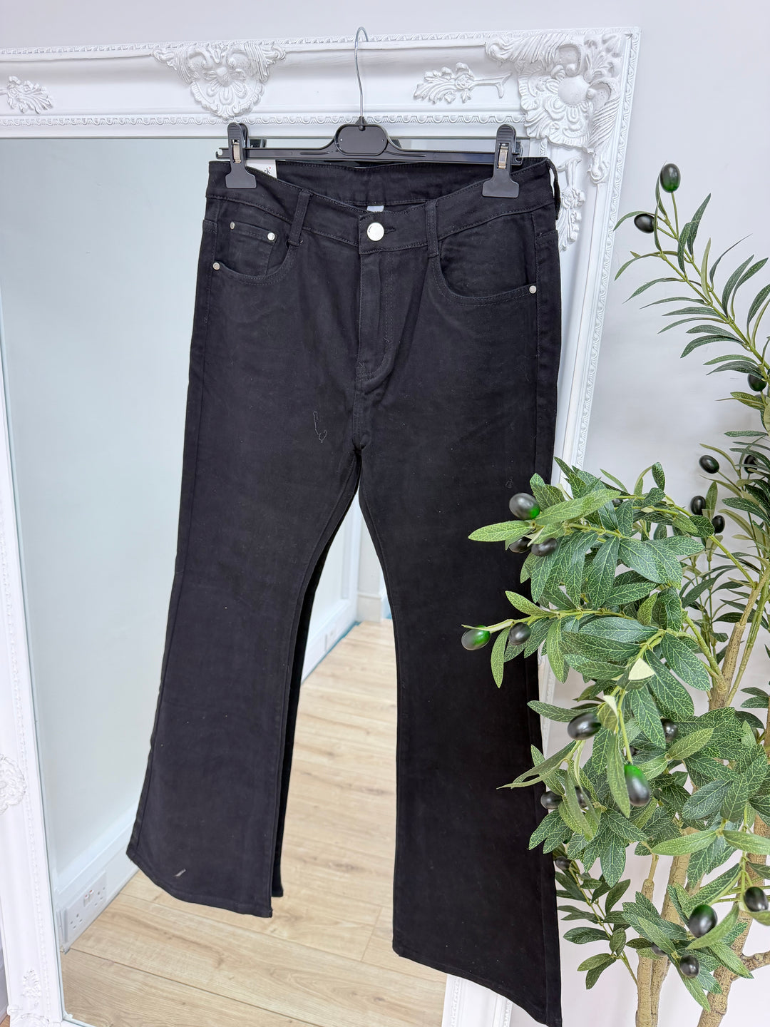 Black Skinny Flare