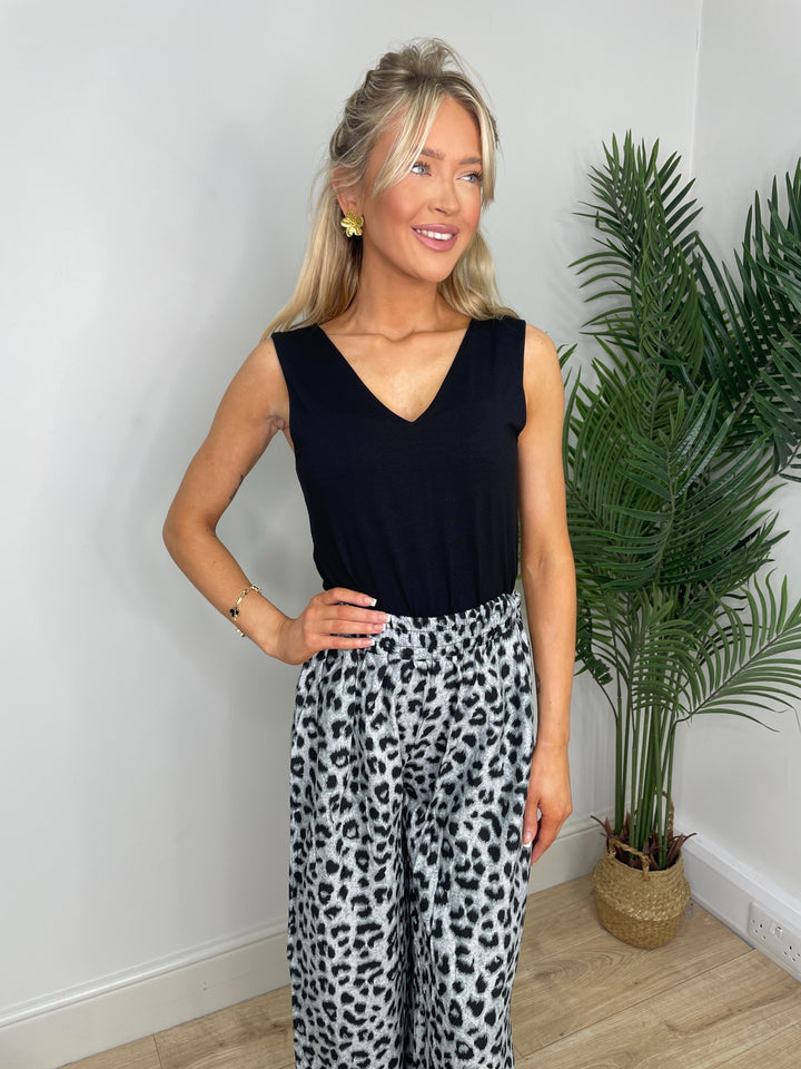V Neck Double Layer Vest - Black