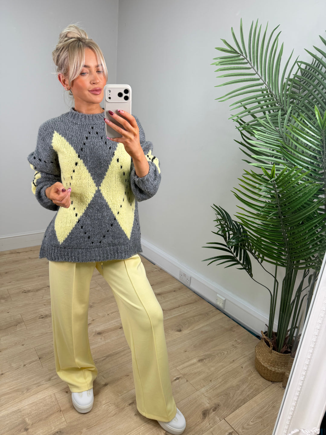 Chunky Wool Argyle Knit - Lemon & Grey