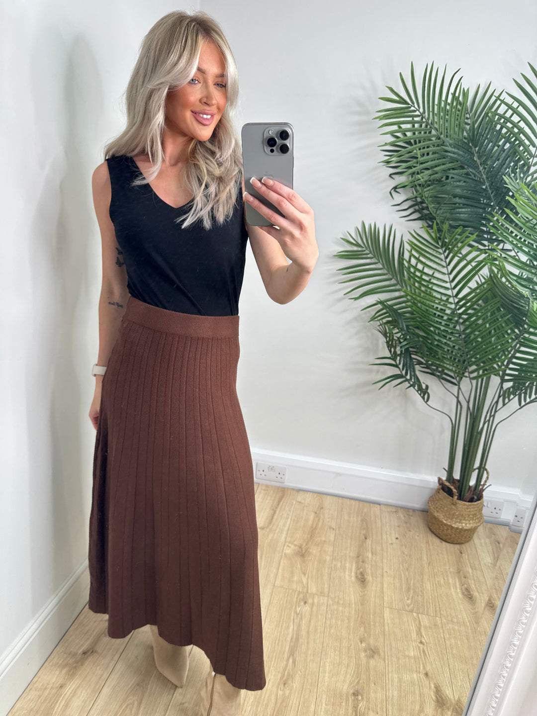 Corie Knitted Skirt - Chocolate