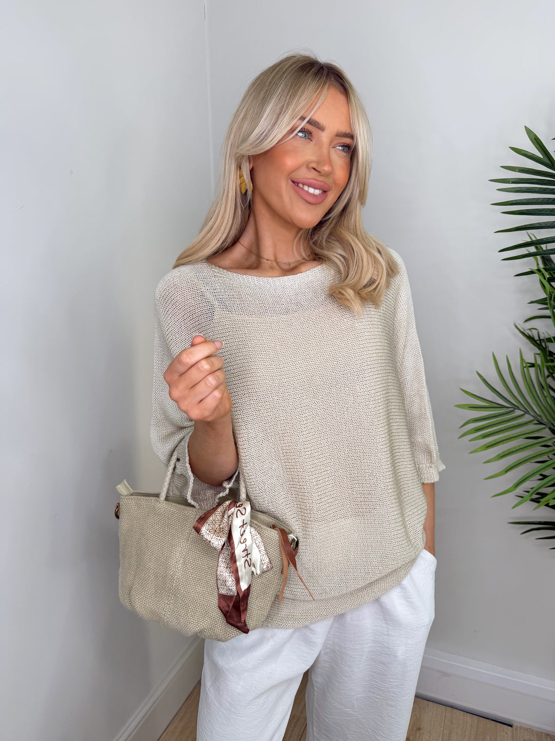 Daisy Back Top - Beige
