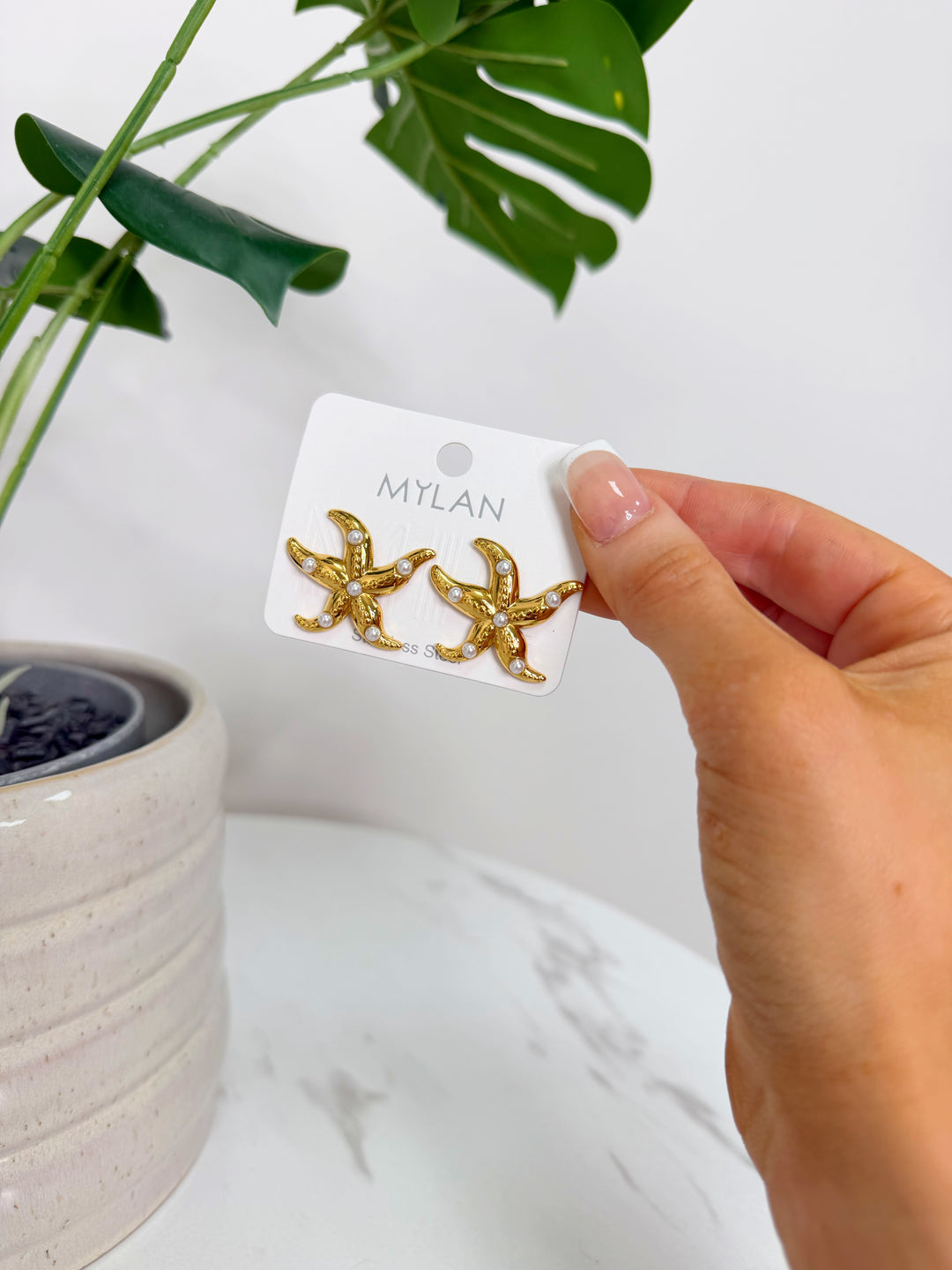 Pearl Starfish Earrings - Gold