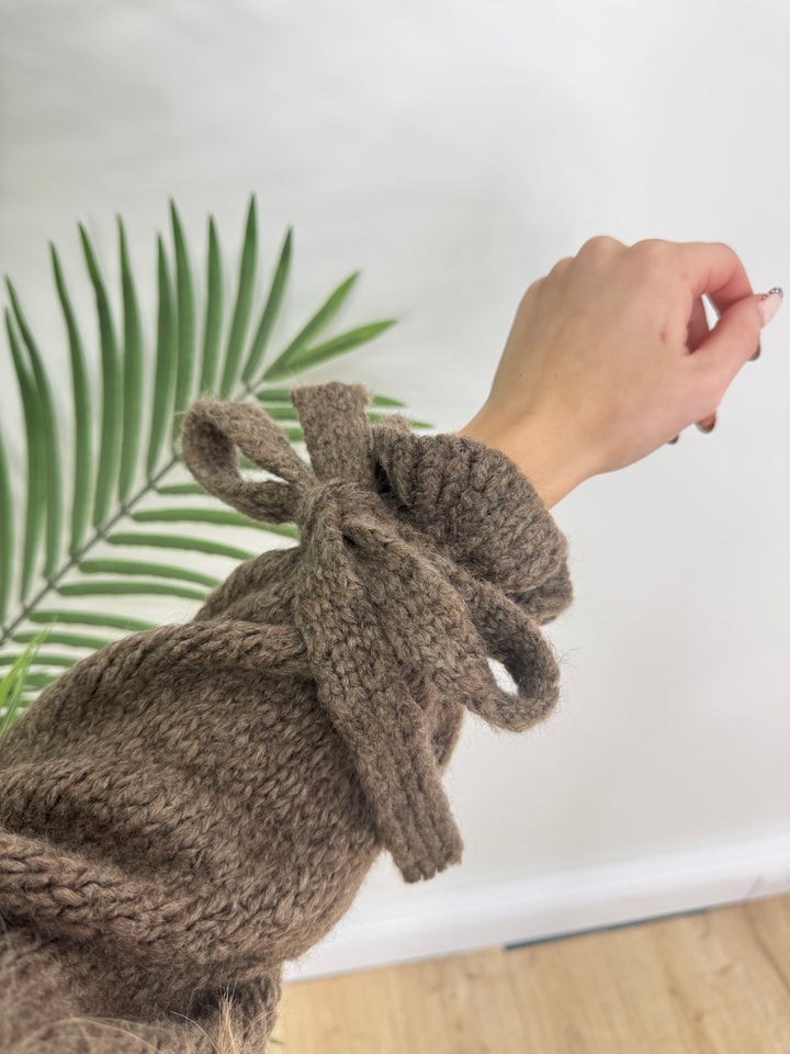 Bow Sleeve Knit - Mocha