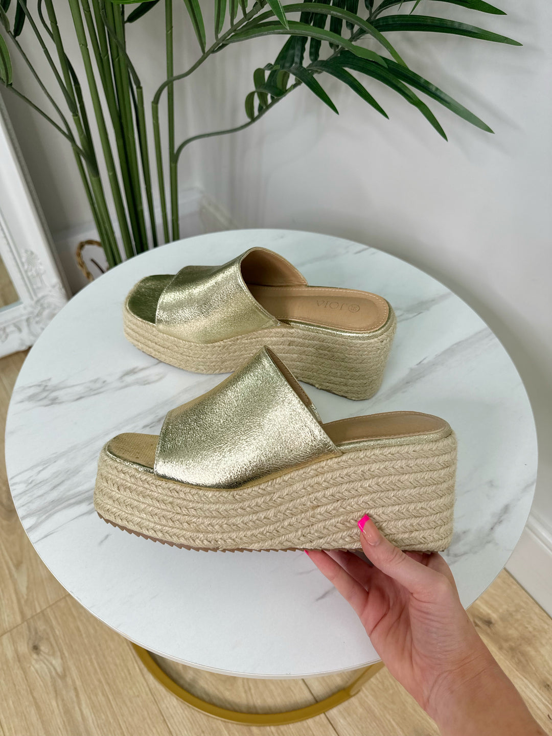 Monica Gold Wedge