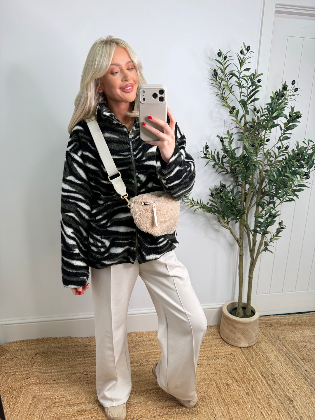 Iris Fleece Jacket - Khaki