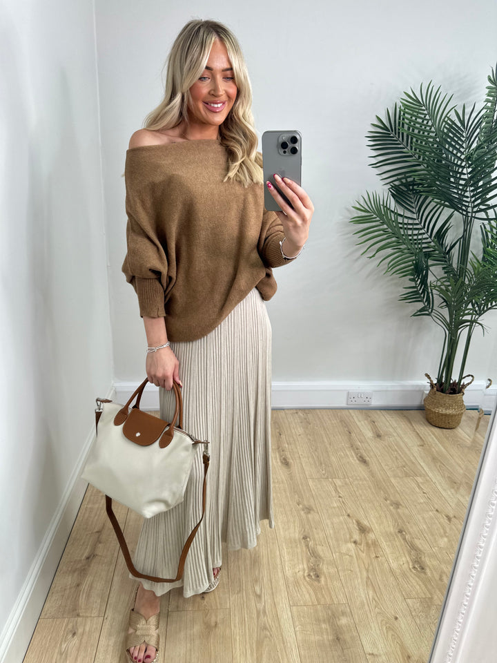 Classic Batwing - Camel
