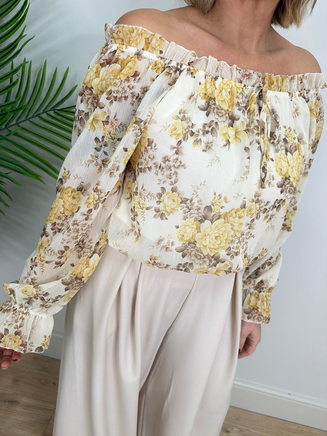 Rosie Bardot Blouse - Lemon