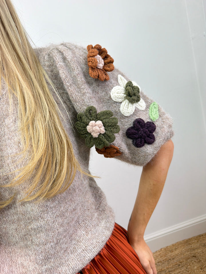 Ebony Floral Knit - Mocha
