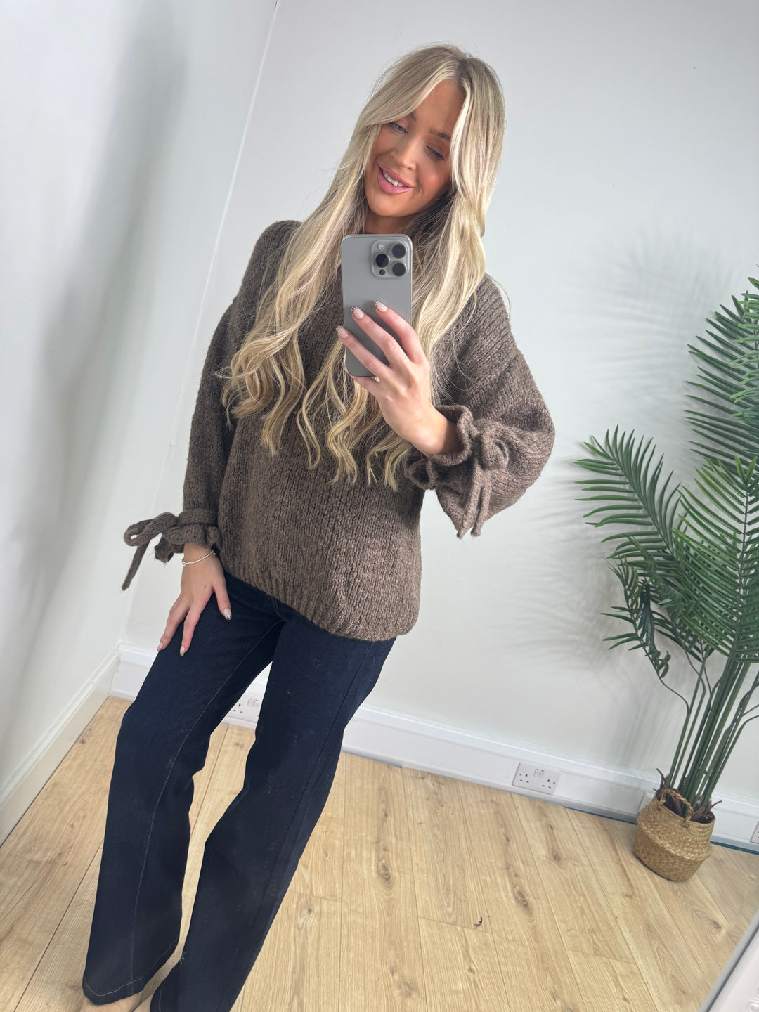 Bow Sleeve Knit - Mocha