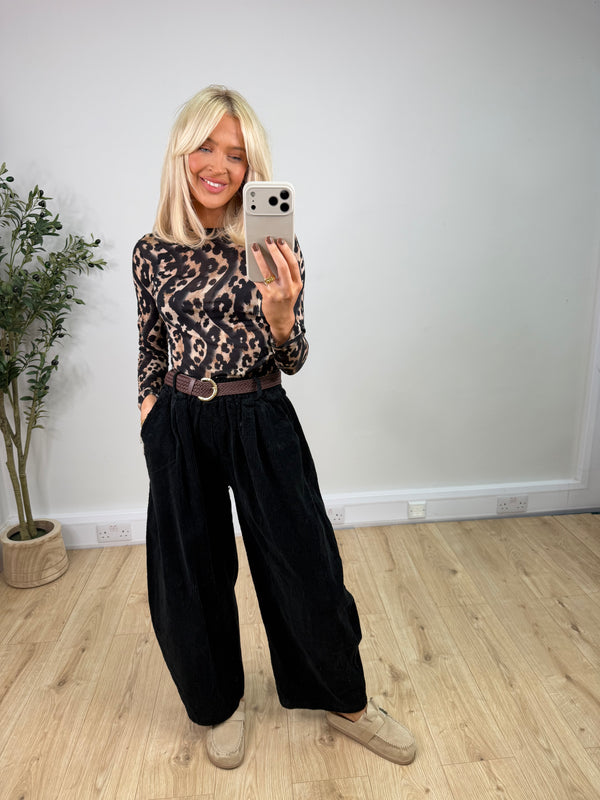 Cord Barrel Belted Trousers - Black