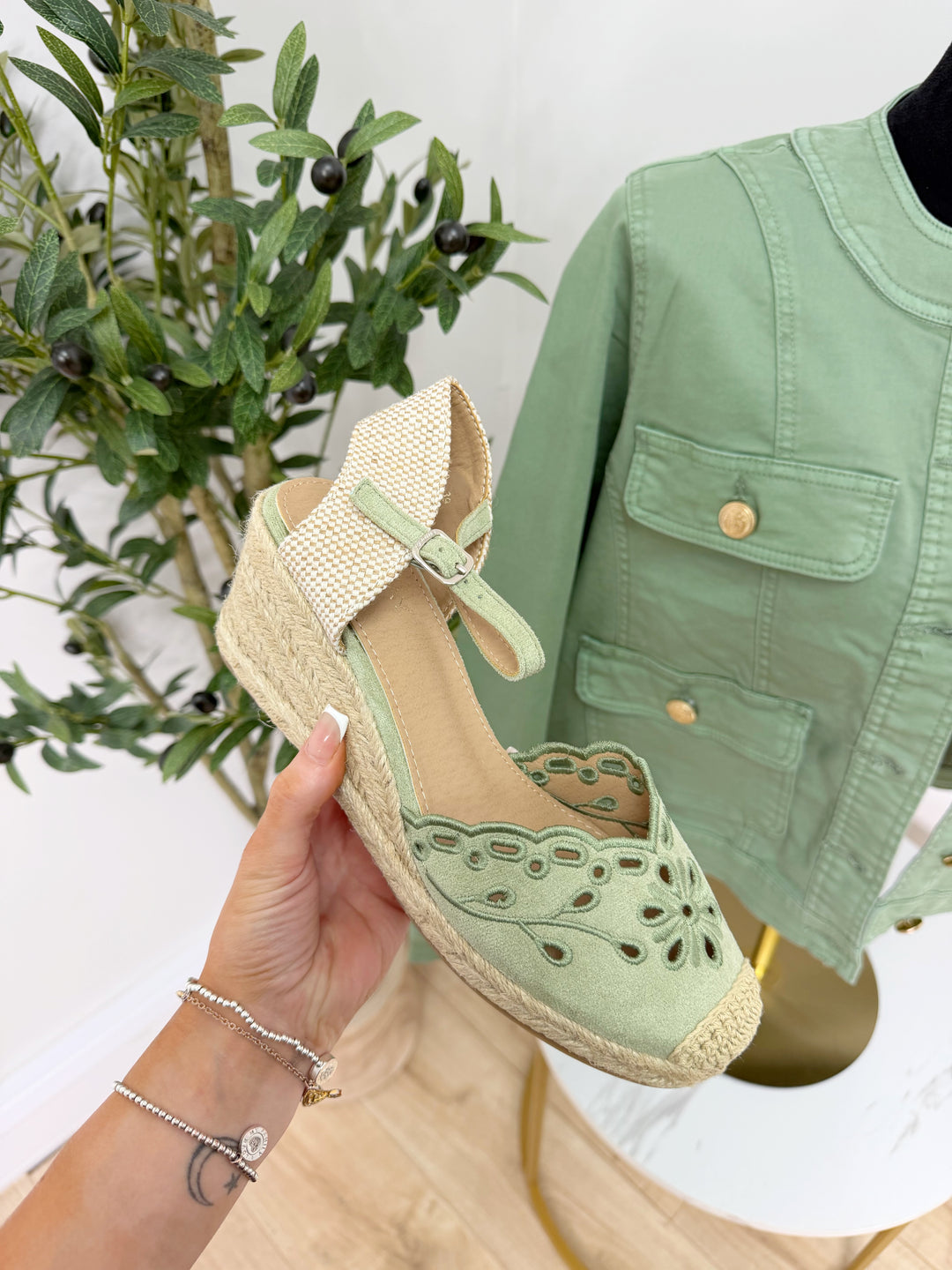 Style 44