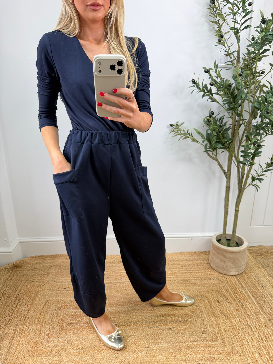 Pocket Barrel Joggers - Navy