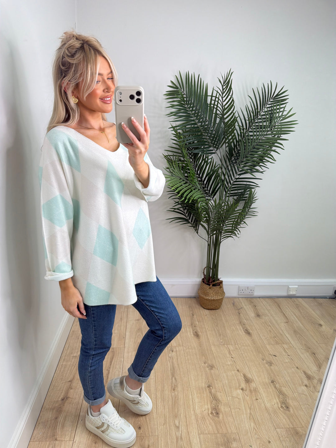 Lora Argyle Soft Knit - Mint