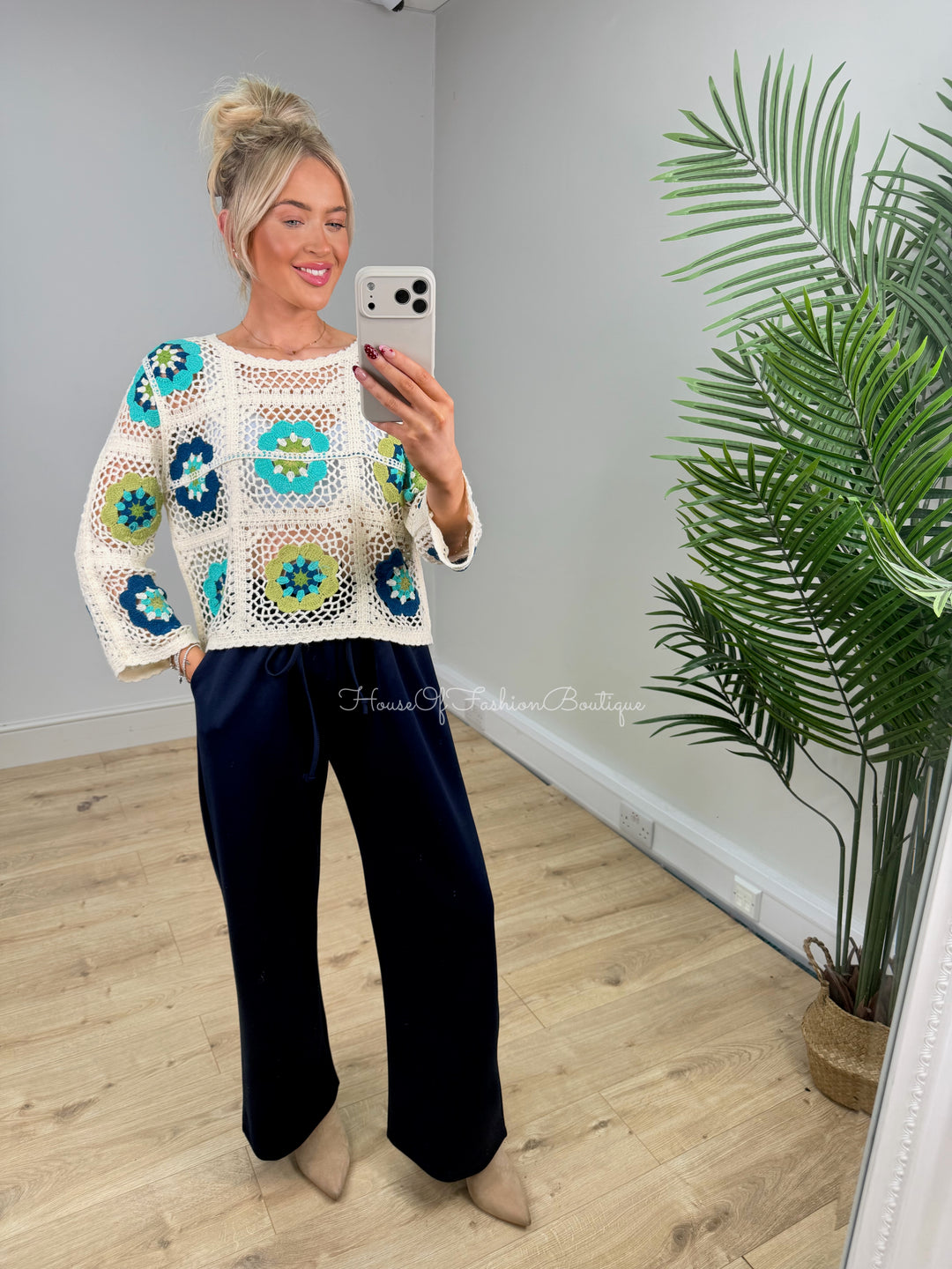 Mia Crochet Flower - Green & Navy