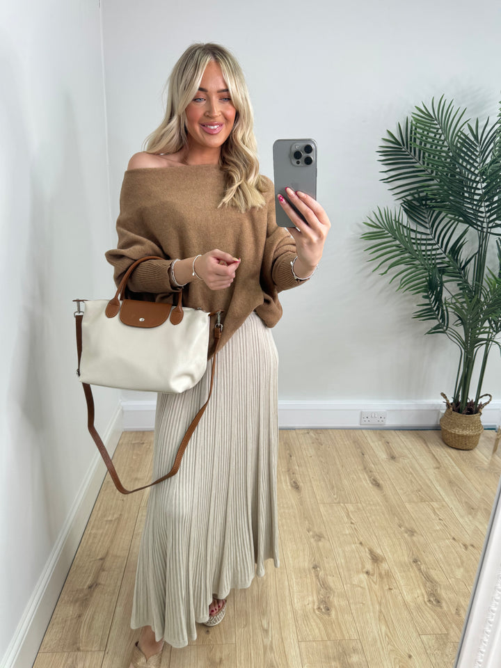 Classic Batwing - Camel