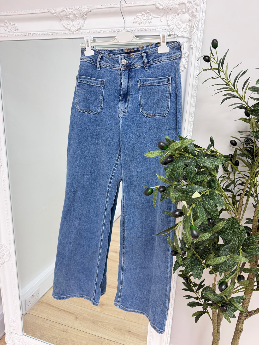Sara John Pocket Jeans