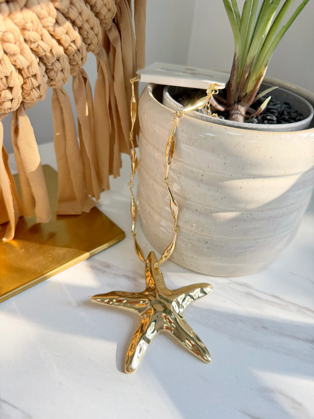 Starfish Necklace - Gold