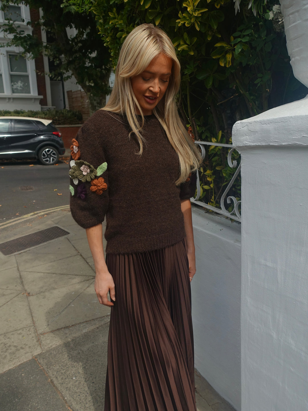 Ebony Floral Knit - Chocolate