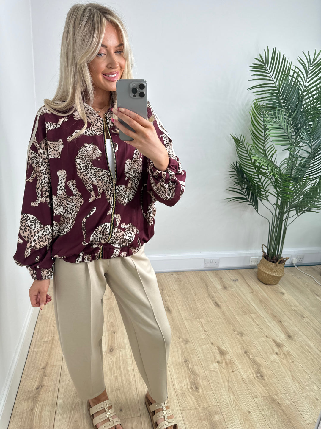 Tiger Bomber - Burgundy