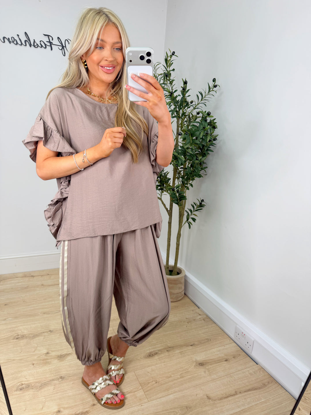 Kady Frill Top - Mocha