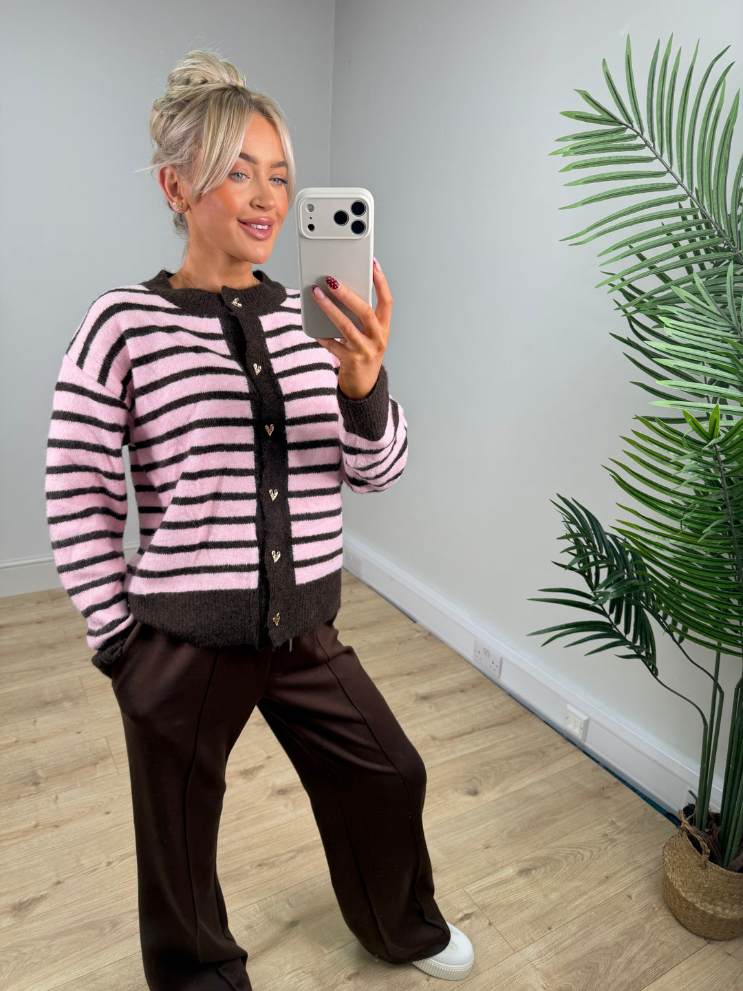 Rhian Heart Knit - Chocolate & Pink