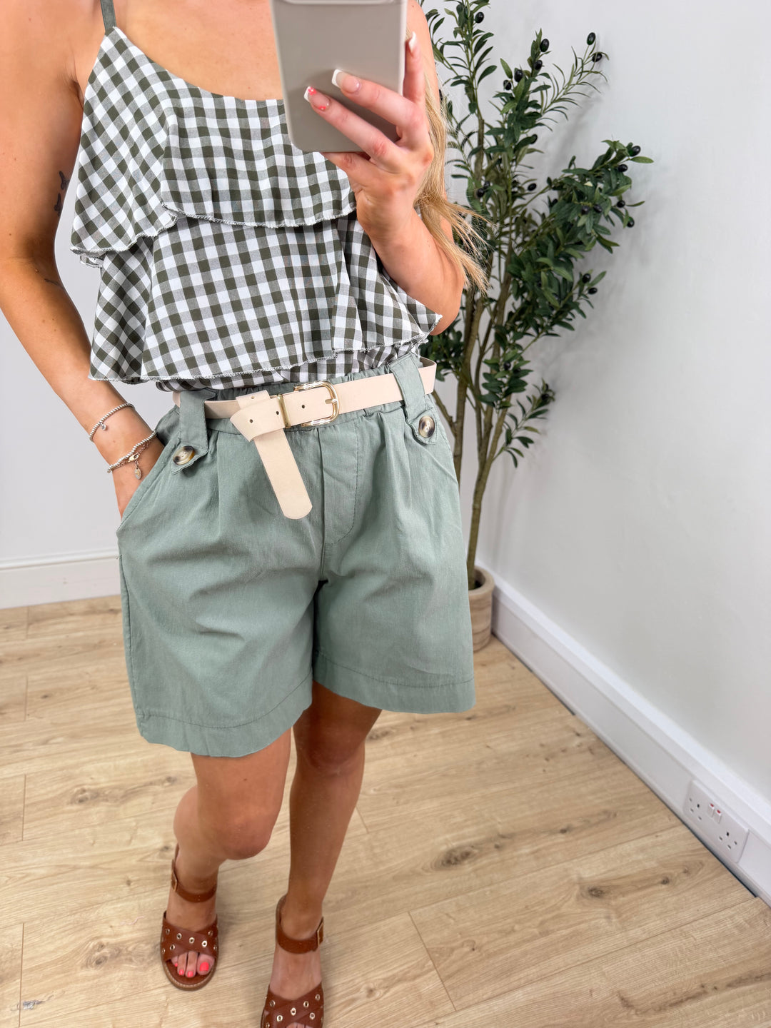 Nancy Belted Magic Shorts