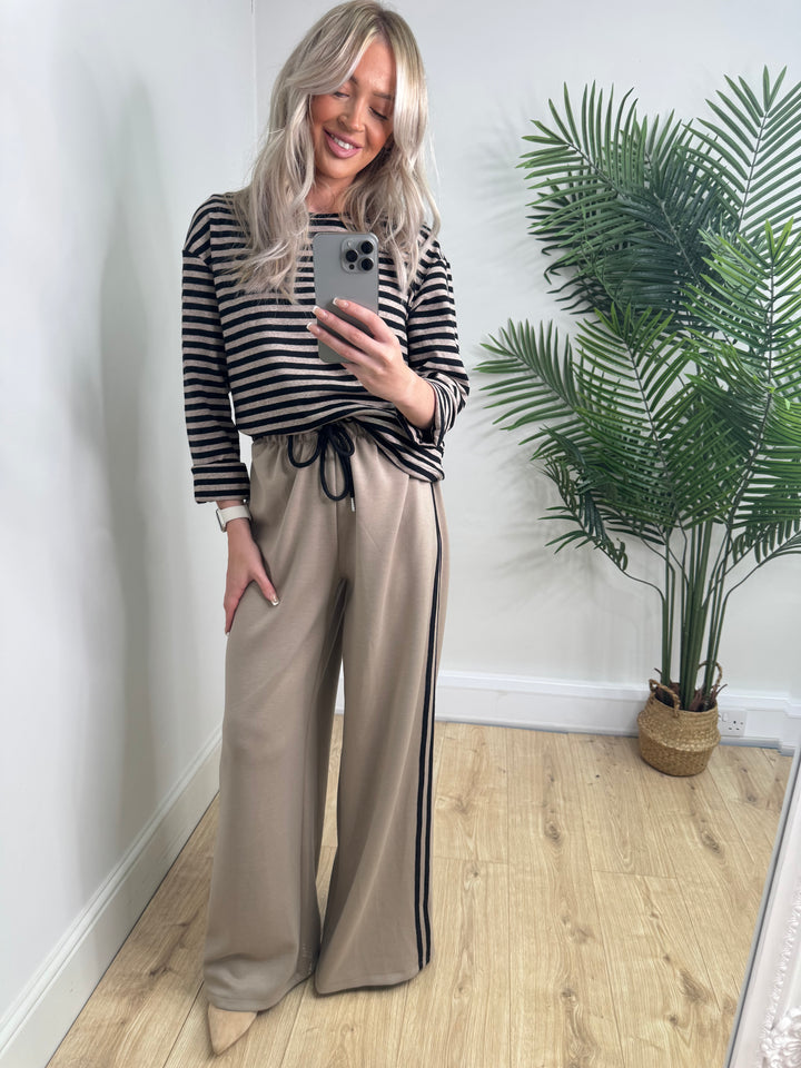 Relax Stripe Joggers - Beige