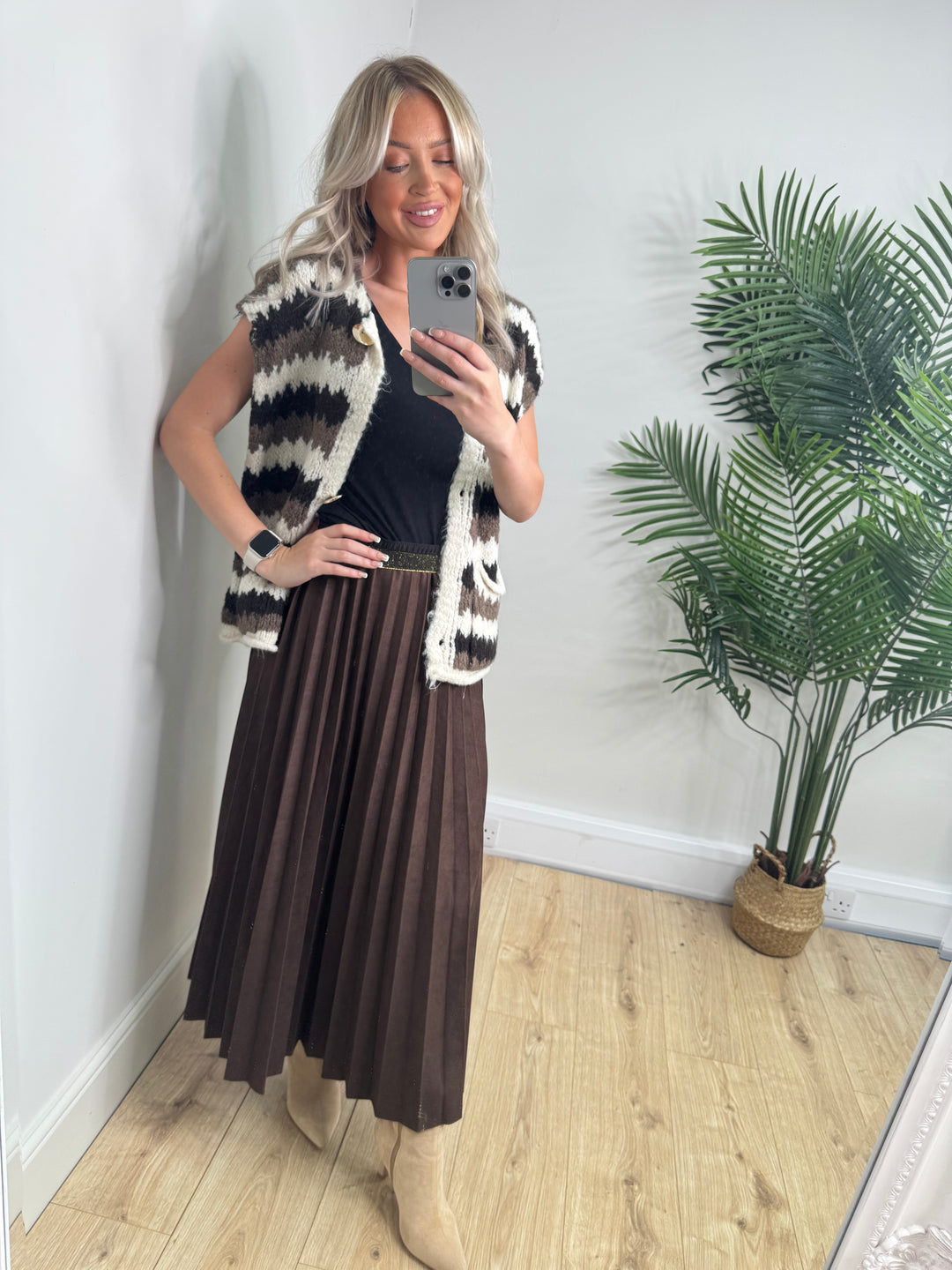 Eden Pleated Suede Skirt - Chocolate