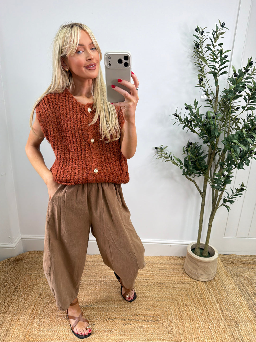 Nyla Knitted Tank Top - Rust
