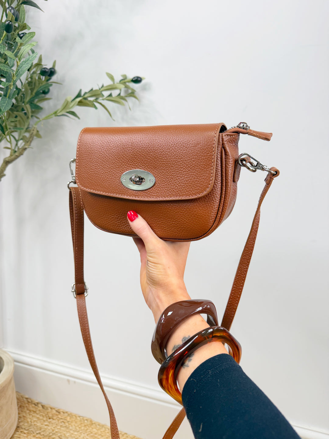 Classic Saddle Bag - Italian Real Leather Tan