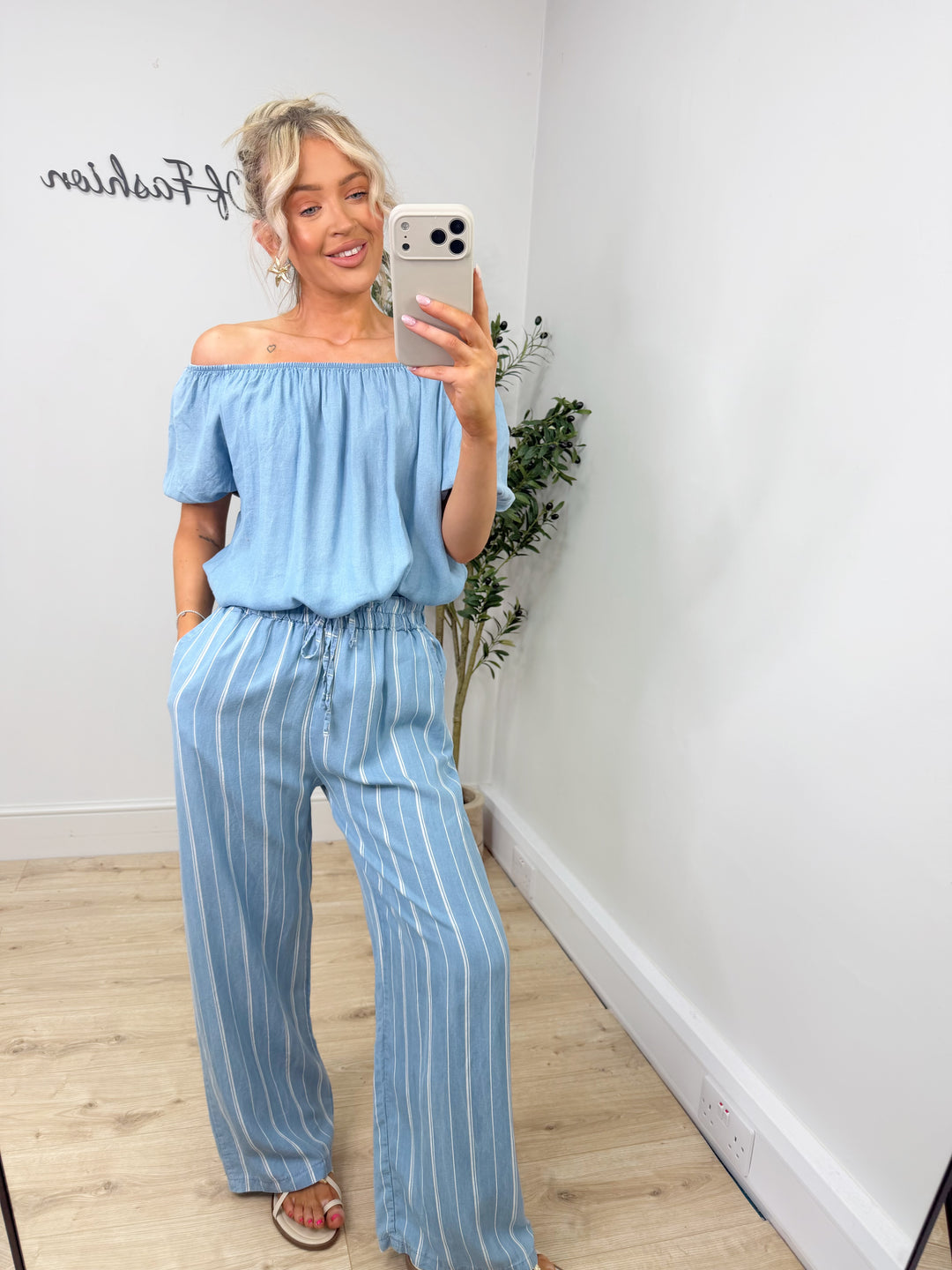 Chambray Bardot Top - Light Wash