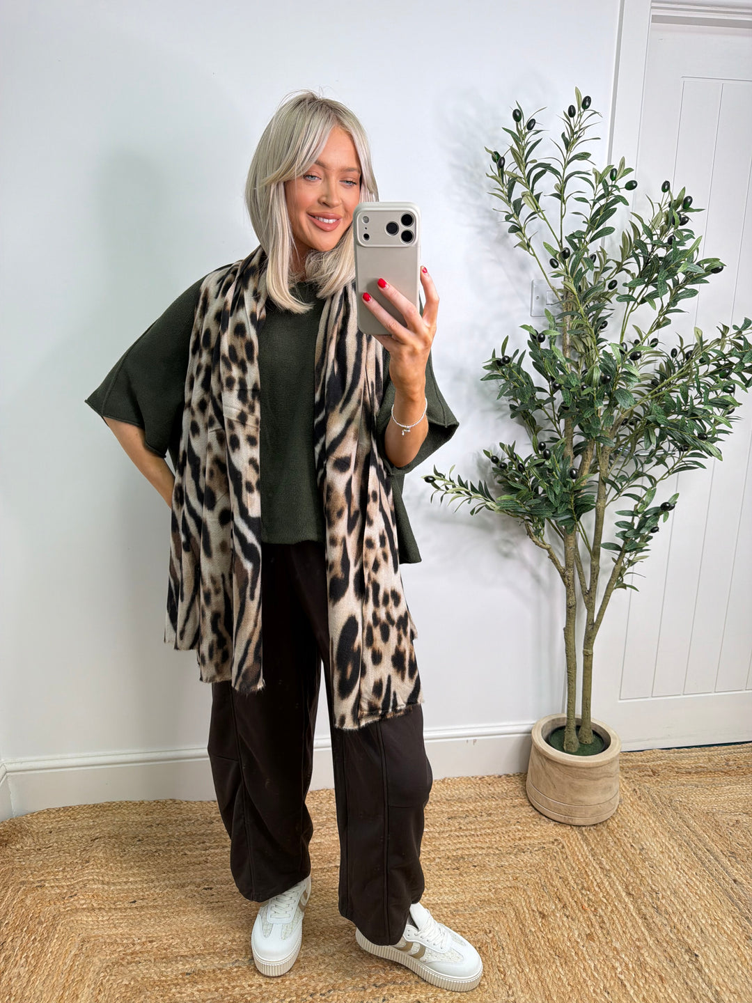 Lorella Scarf - Chocolate