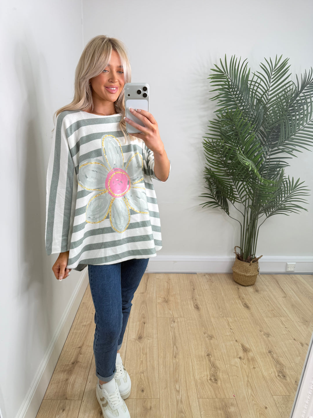 Summer Flower Knit - Khaki