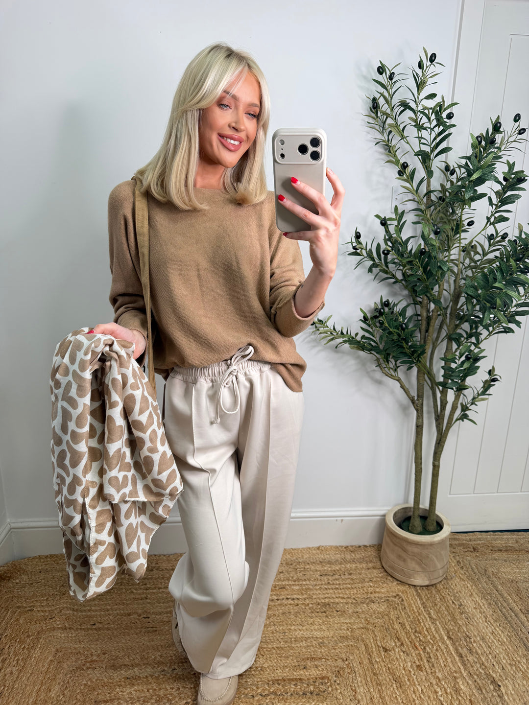 Zelda Soft Knit - Tan