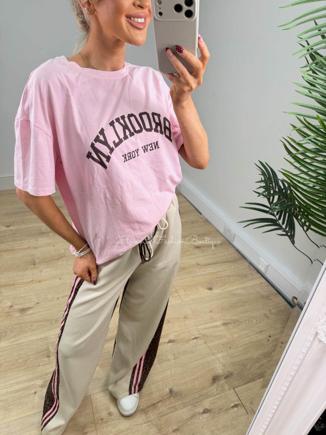 Brooklyn Tshirt - Chocolate & Pink