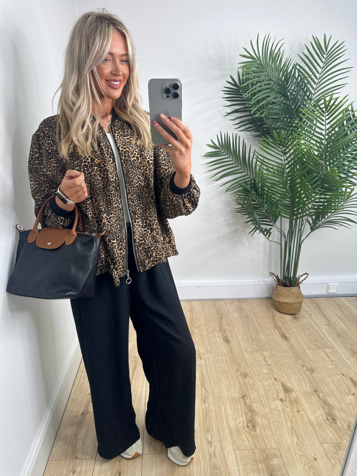 Genie Leopard Bomber