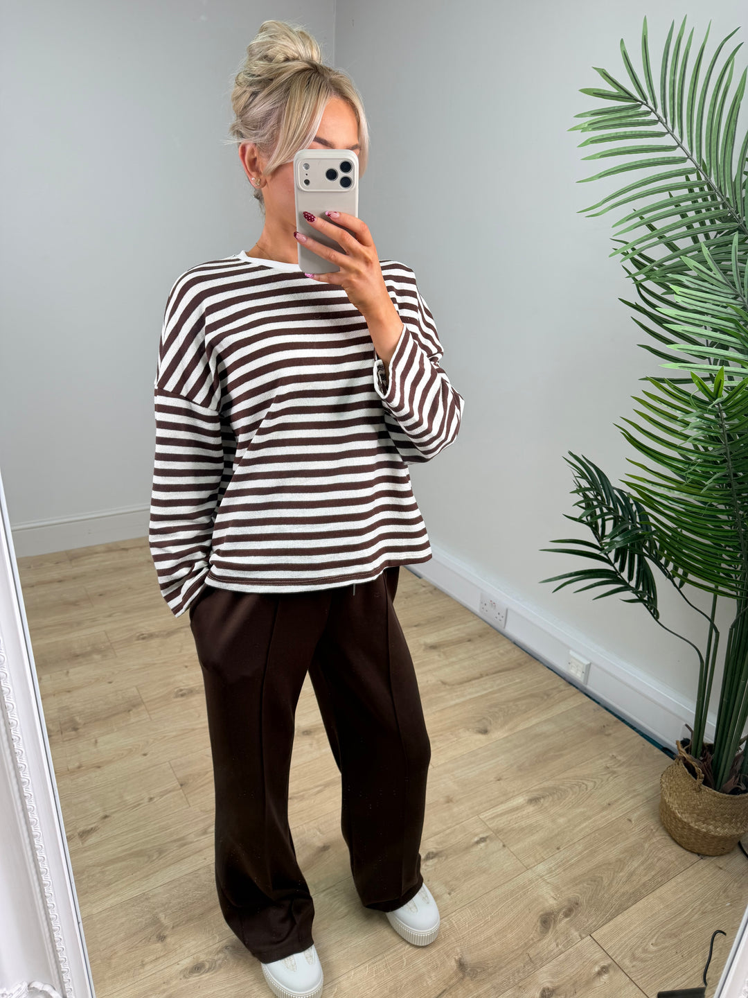 Vera Stripe Sweatshirt - Chocolate