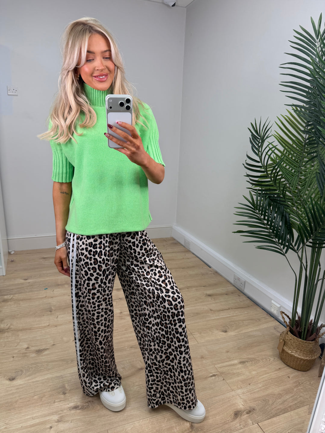 Jaz Leopard Joggers - White