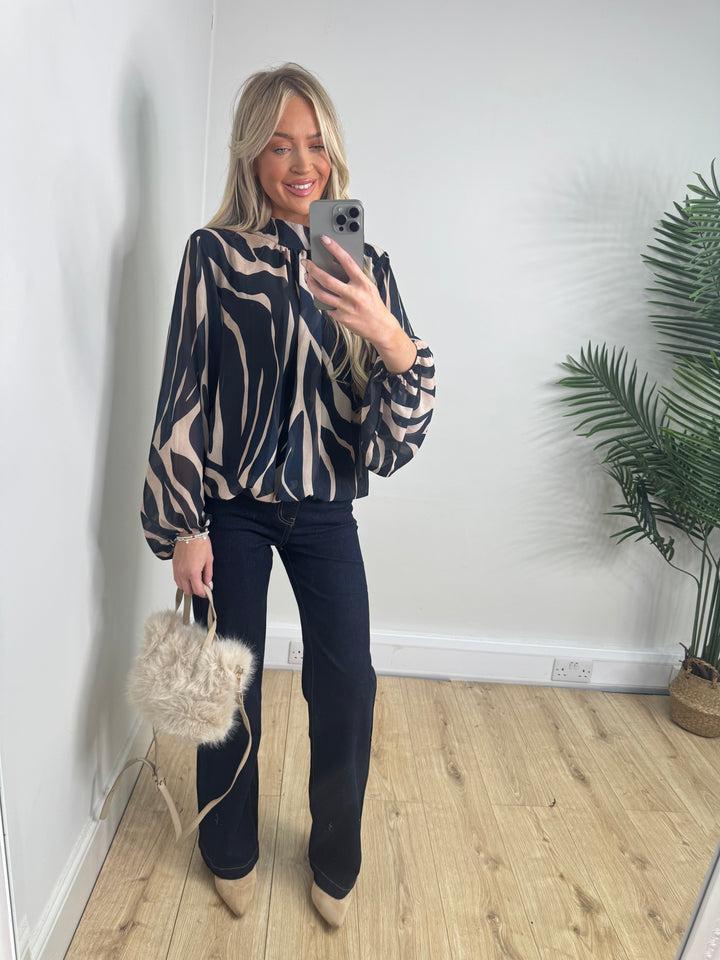 Bobbie Bubble Hem Top - Navy